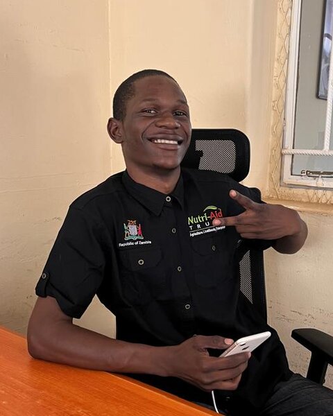 Portrait of Jeff Saminganja